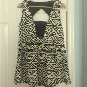 Pea in a Pod Maternity Top - Never worn